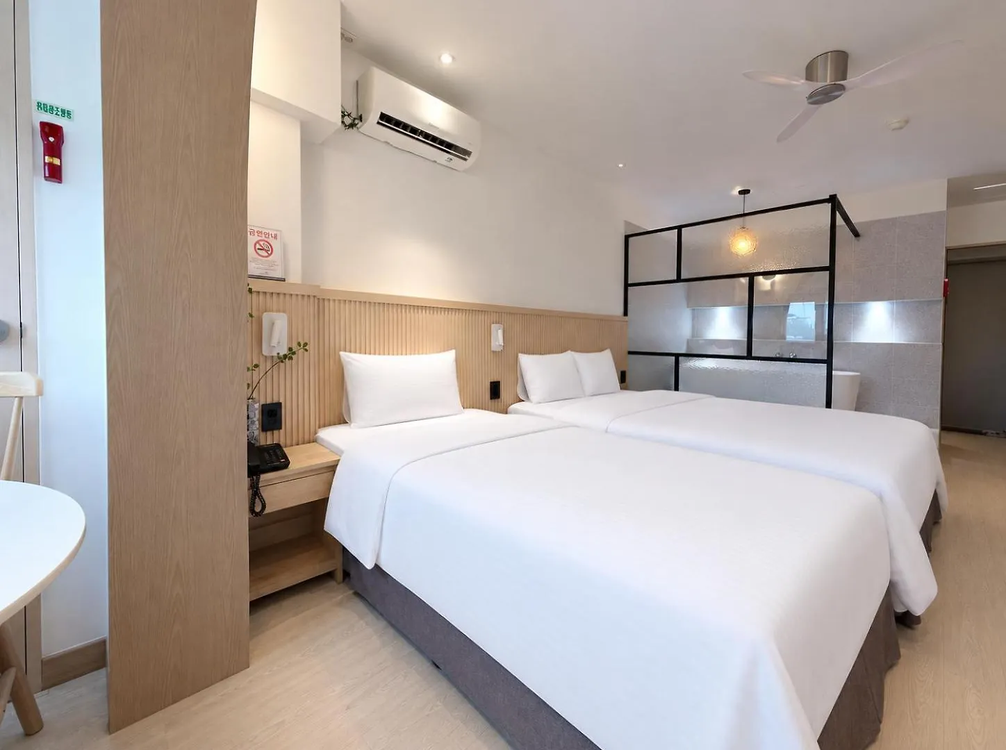 Incheon Airport Oceanside Hotel